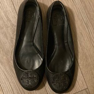 Black designer flats